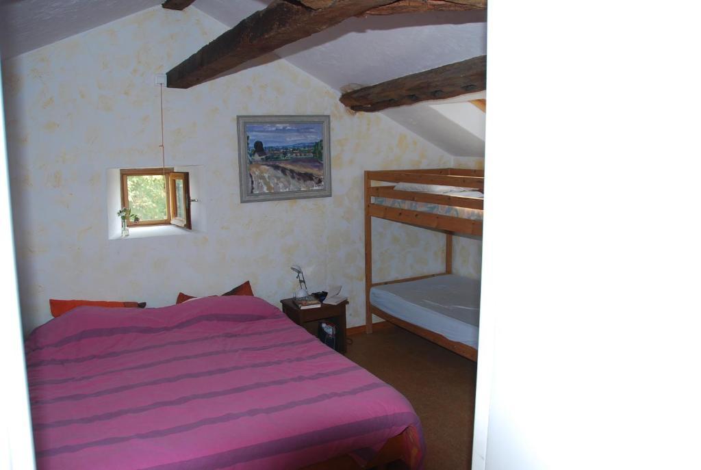 Chambres D'Hotes Le Chintre Queyssel Ruang foto