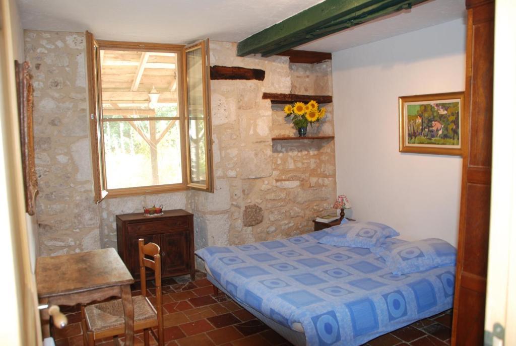 Chambres D'Hotes Le Chintre Queyssel Ruang foto