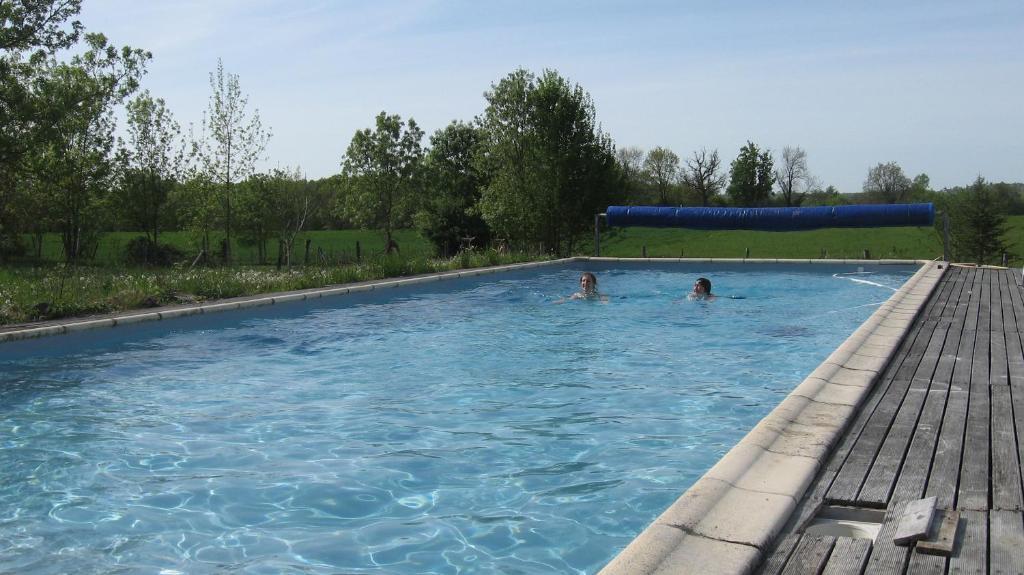 Chambres D'Hotes Le Chintre Queyssel Bagian luar foto